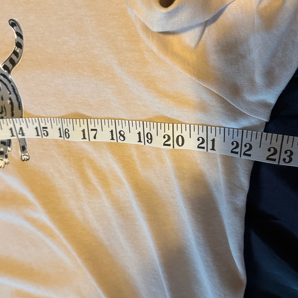 Kim Rogers Perfectly Soft size L 3/4 Sleeve Cat Graphic Top NWOT Beige crew-neck - Picture 14 of 16